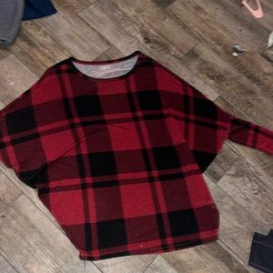 24/7 Holiday Layover Shirt